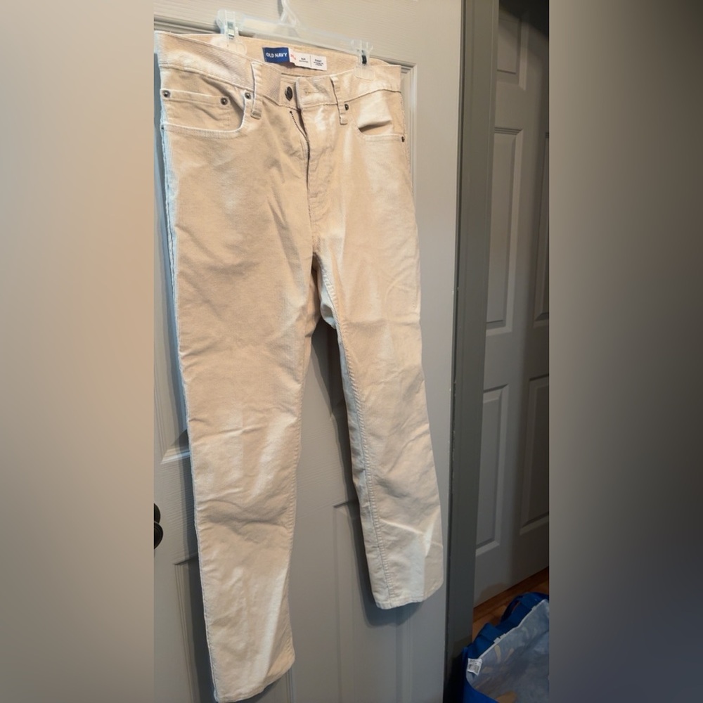Old Navy Men's Corduroy Pants in Light Beige